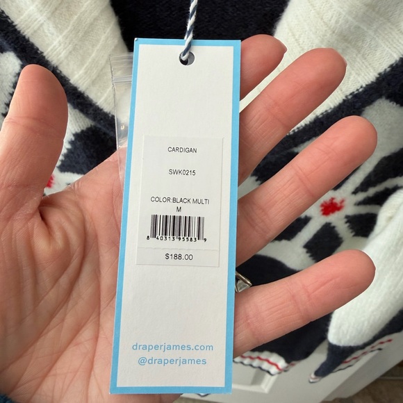 Draper James, Women's Navy and White Snowflake Sweater, New w/Tags Size M - Picture 4 of 5